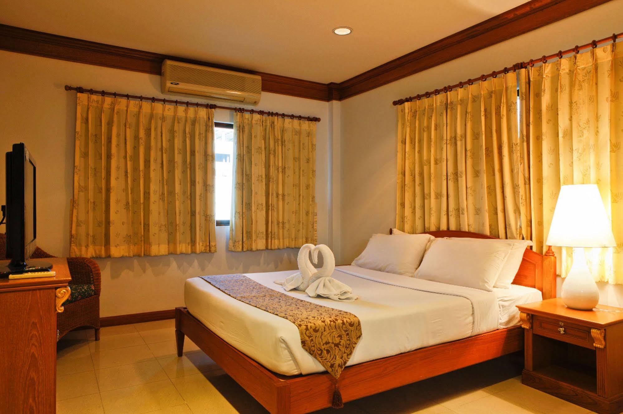 Inn House- Sha Extra Plus Pattaya Exterior foto