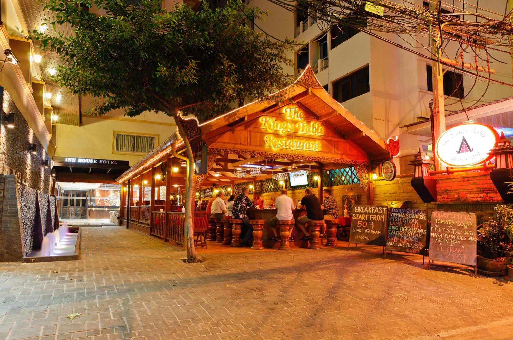Inn House- Sha Extra Plus Pattaya Exterior foto